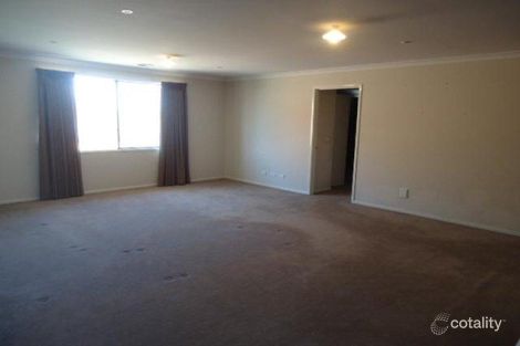 27 Lockwood Rise, Lynbrook, VIC 3975