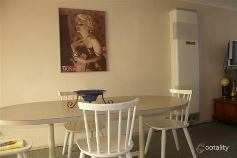 Property photo of 8 Miner Court Werribee VIC 3030