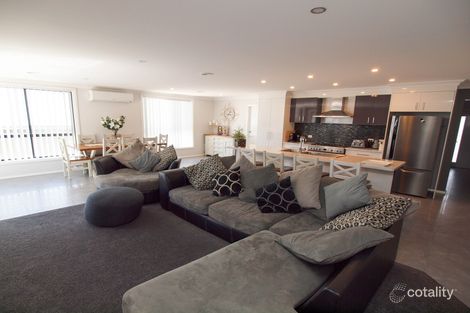 Property photo of 33 Glasson Drive Orange NSW 2800