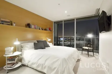 Property photo of 2403/80 Lorimer Street Docklands VIC 3008
