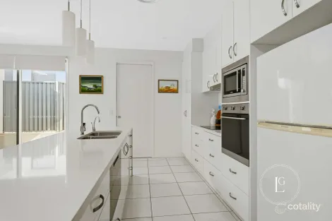 Property photo of 24/75 Highgrove Drive Highfields QLD 4352