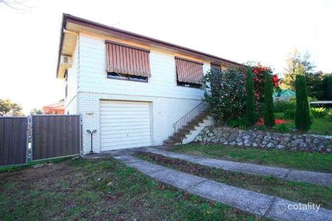 2 Broughton St, Rutherford, NSW 2320