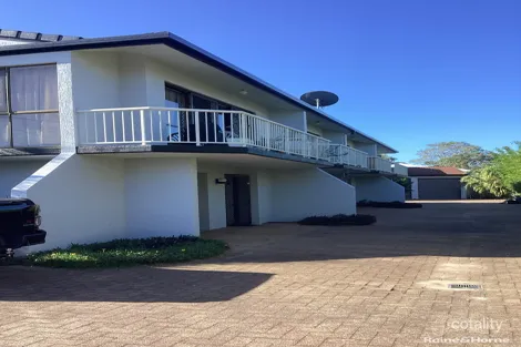 Property photo of 2/208 Cypress Street Urangan QLD 4655
