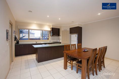 Property photo of 11 Manhattan Close Point Cook VIC 3030
