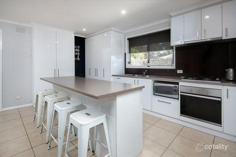 Property photo of 12 Honeyeater Place Carrum Downs VIC 3201