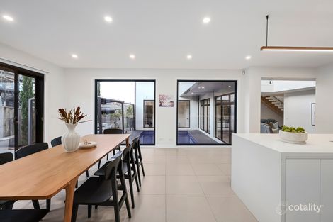 Property photo of 16 Knoll Place Keilor East VIC 3033