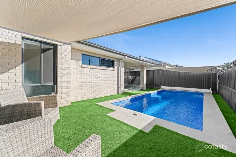 Property photo of 35 Escalade Circuit Pallara QLD 4110