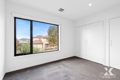Property photo of 83 Seagrass Crescent Point Cook VIC 3030