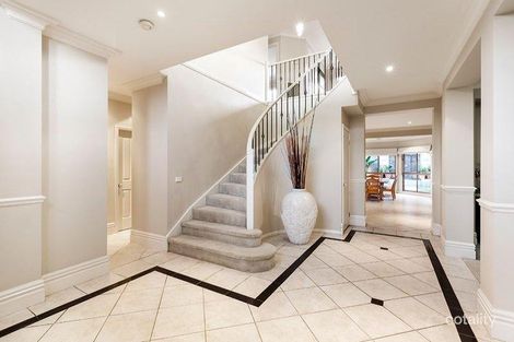 Property photo of 25 The Lakes Boulevard South Morang VIC 3752