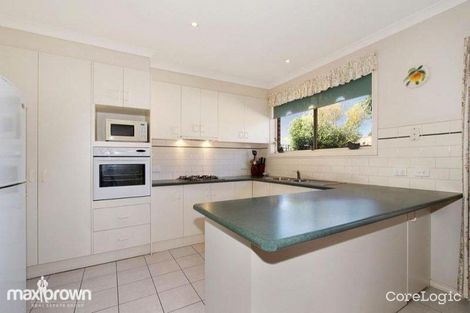 Property photo of 2/20 Kitchener Road Croydon VIC 3136