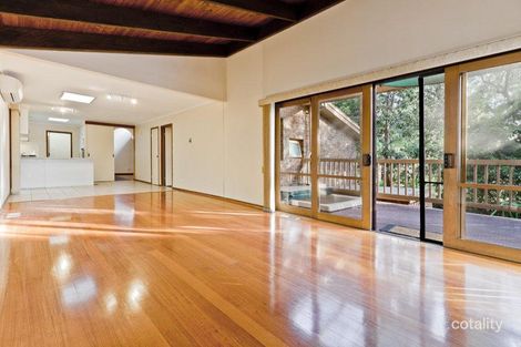 Property photo of 9 Lamorna Court Eltham VIC 3095