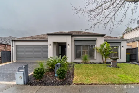 9 POWLETT ST, MERNDA, VIC 3754