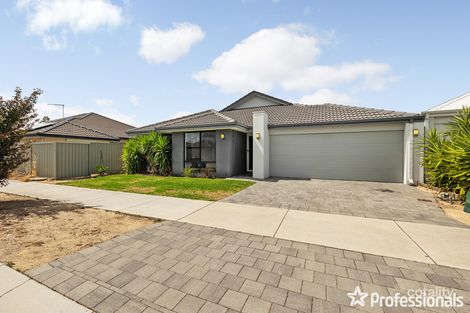 15 Fernleaf Loop, Piara Waters, WA 6112