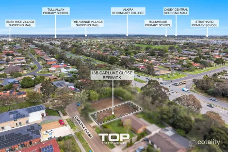 Property photo of 13 Carluke Close Berwick VIC 3806