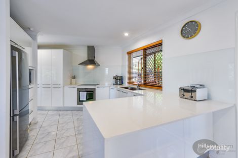 Property photo of 19 Mullewa Crescent Helensvale QLD 4212