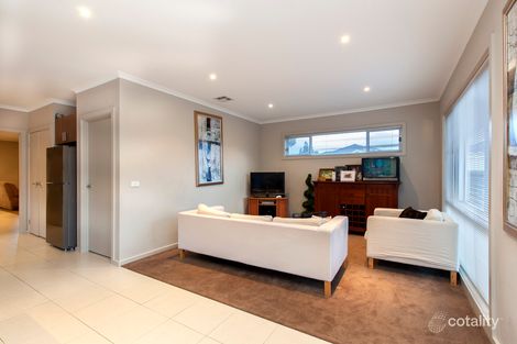 Property photo of 1 Cloudy Crescent Point Cook VIC 3030