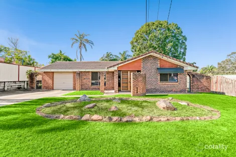 128 ESTRAMINA RD, REGENTS PARK, QLD 4118