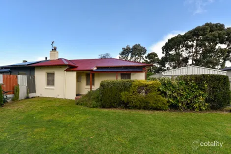 Property photo of 22 Newton Crescent Mount Gambier SA 5290