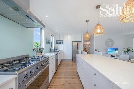 Property photo of 61 Sun Hill Drive Merewether Heights NSW 2291