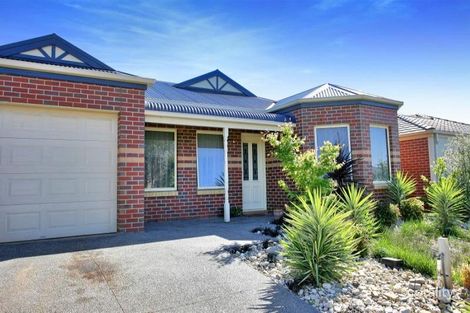 20 Melliodora Ct, Manor Lakes, VIC 3024