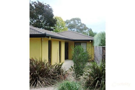 Property photo of 16 Kneeshaw Street Monash ACT 2904