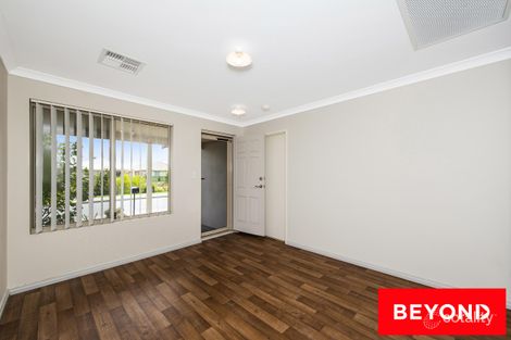 Property photo of 32 Villatella Gardens Piara Waters WA 6112