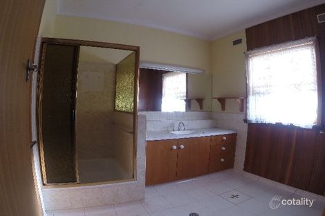 Property photo of 301 Highview Crescent Lavington NSW 2641