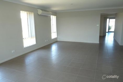 Property photo of 3 Hawker Close Chisholm NSW 2322