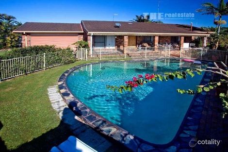 Property photo of 28 Bradley Avenue Miami QLD 4220