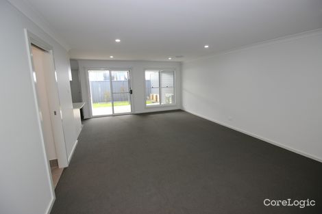 Property photo of 4 Butcherbird Crescent Elermore Vale NSW 2287