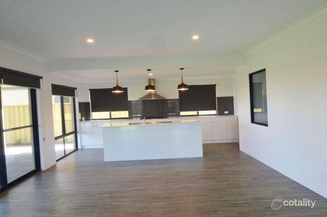 Property photo of 5 Savory Crescent Yalyalup WA 6280