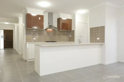 Property photo of 8 Lachie Grove Point Cook VIC 3030