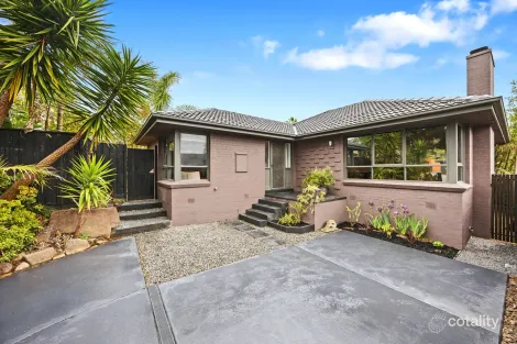 49 Longfellow Ave, Mooroolbark, VIC 3138