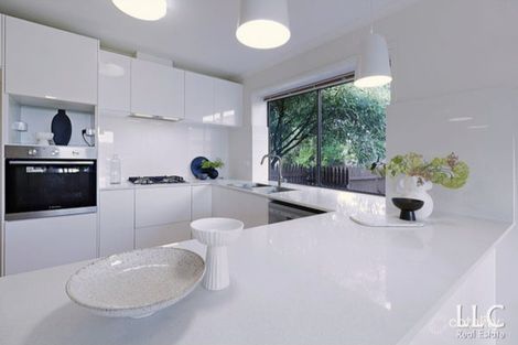 Property photo of 85 Kellbourne Drive Rowville VIC 3178