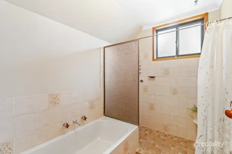 Property photo of 4 Leslie Parade Saratoga NSW 2251