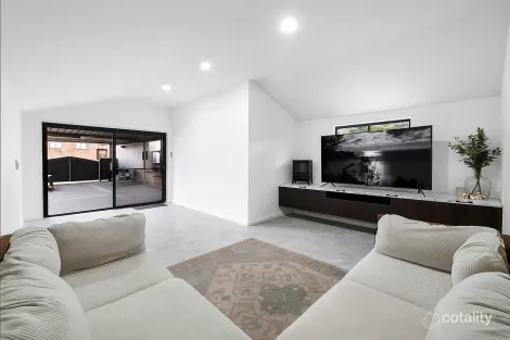 Property photo of 17 Birch Avenue Casula NSW 2170