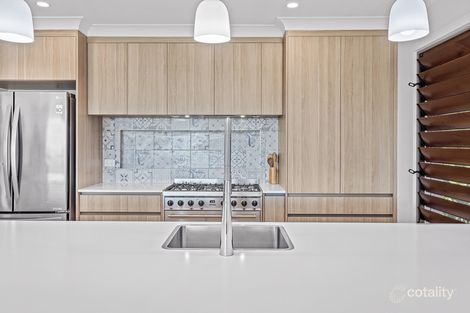 Property photo of 18 Wills Court Cannonvale QLD 4802