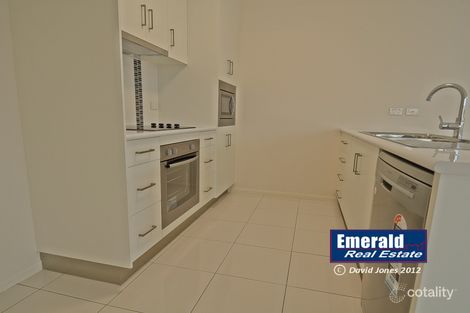 Property photo of 2/29 Scenic Drive Emerald QLD 4720