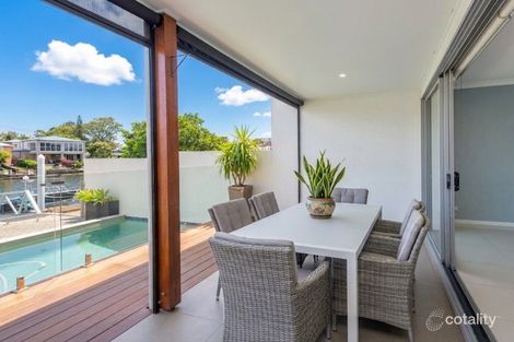 Property photo of 2/10 Vaggelas Crescent Biggera Waters QLD 4216