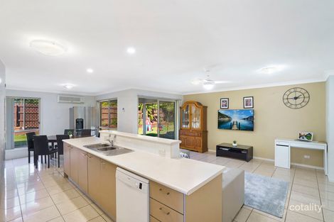 Property photo of 56 Sunrise Crescent Regents Park QLD 4118