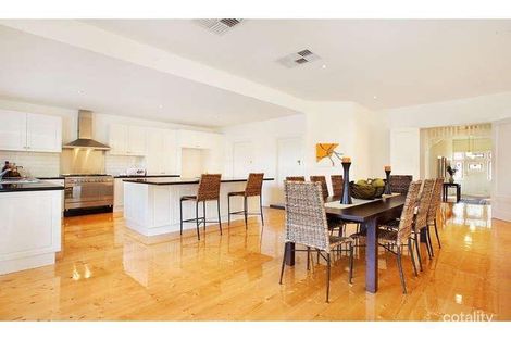 Property photo of 22 Park Street Elsternwick VIC 3185