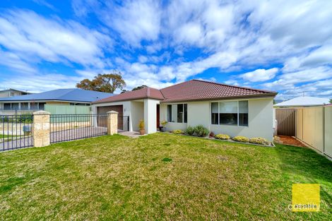 9 Martin Rd, Spencer Park, WA 6330