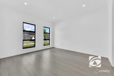 Property photo of 99 Athletic Circuit Clyde VIC 3978