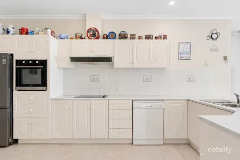 Property photo of 36 Saint James Drive Littlehampton SA 5250