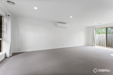 Property photo of 2/20 Balmain Drive Carrum Downs VIC 3201