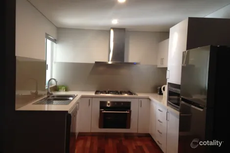 Property photo of 2/85 Surrey Road Rivervale WA 6103