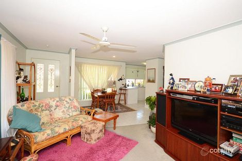 Property photo of 1/9 King Edward Court Urangan QLD 4655