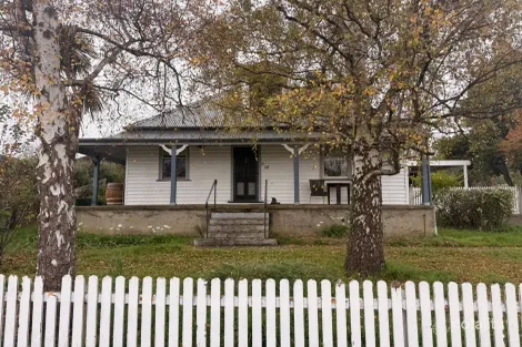 117 Emu Bay Rd, Deloraine, TAS 7304