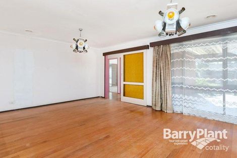 Property photo of 18 Cheviot Road Keysborough VIC 3173
