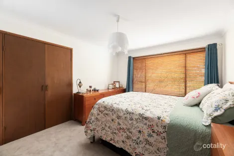 Property photo of 120 Spur Crescent Loftus NSW 2232